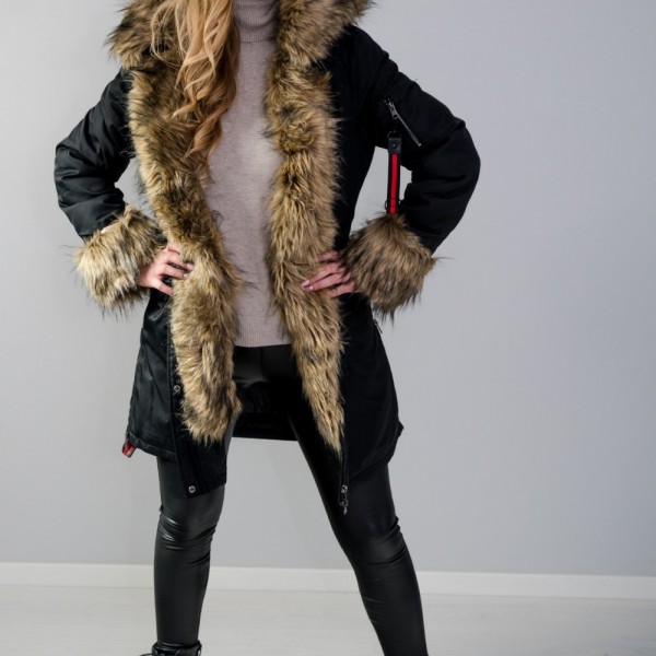 Zimowa kolekcja Monola – kurtki i płaszcze