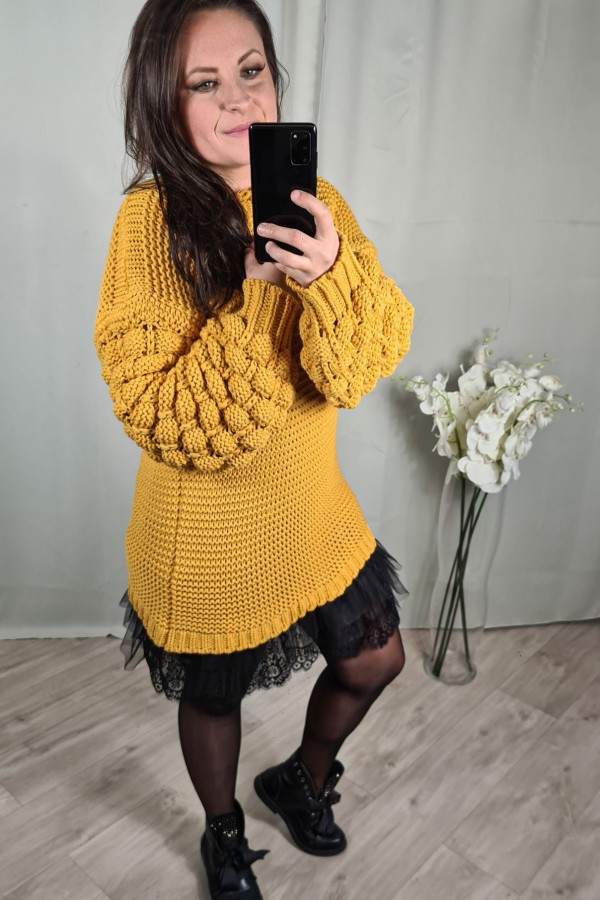 sweter oversize pompon musztarda Emma 5