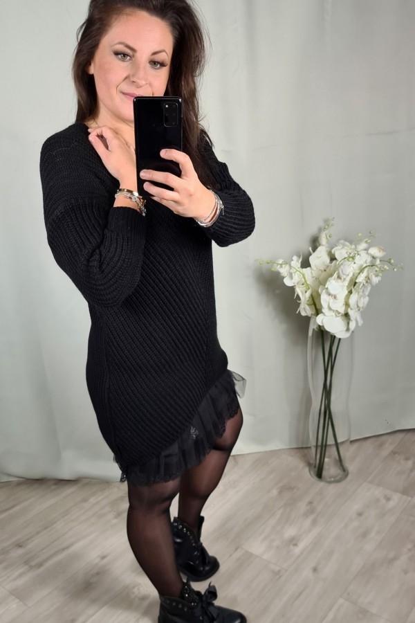 sweter asymetryczny czarny Lena 4